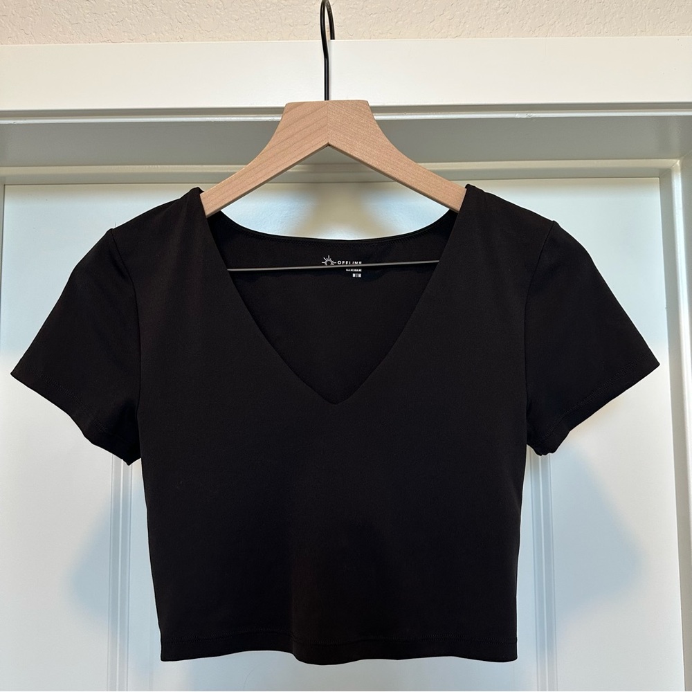 Aerie Offline Black Cropped V-Neck Workout Top
